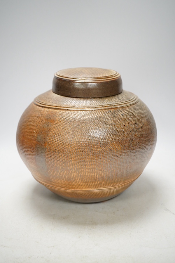 Thiebaut Chagué (b.1958), a studio stoneware jar and cover, 22cm tall. Condition - good